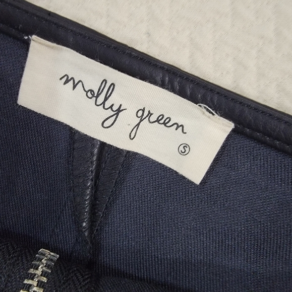 Molly Green Black Faux Leather Floral Embroidery Skirt Studs Zipper Front Size S - Picture 9 of 15